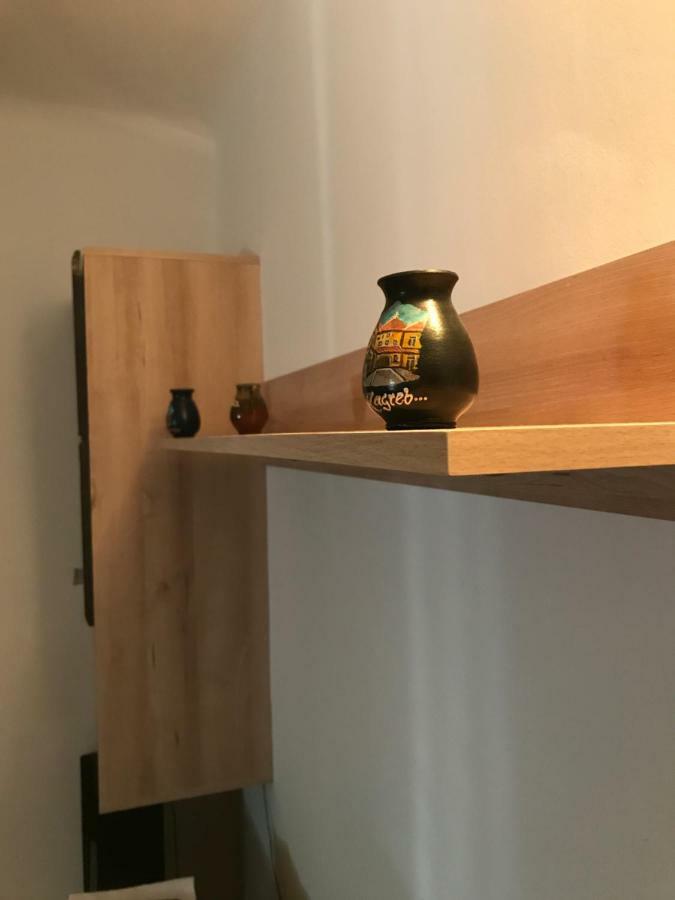 Lana Apartman *