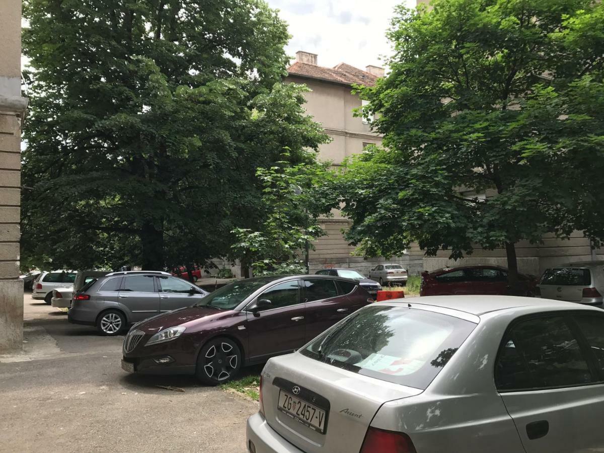 Apartman Lana *